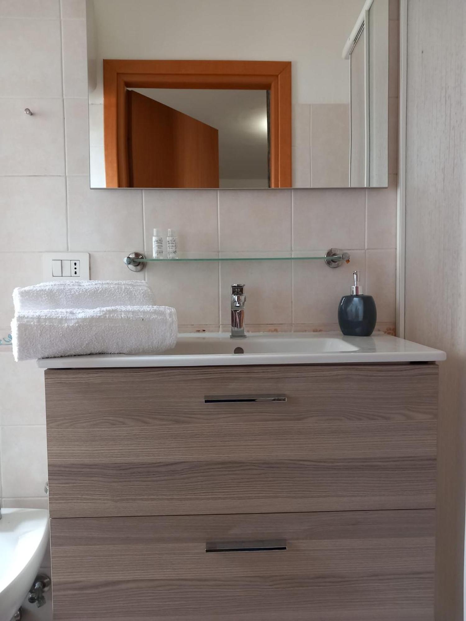 Baaria Porto Rooms Milazzo Bagian luar foto